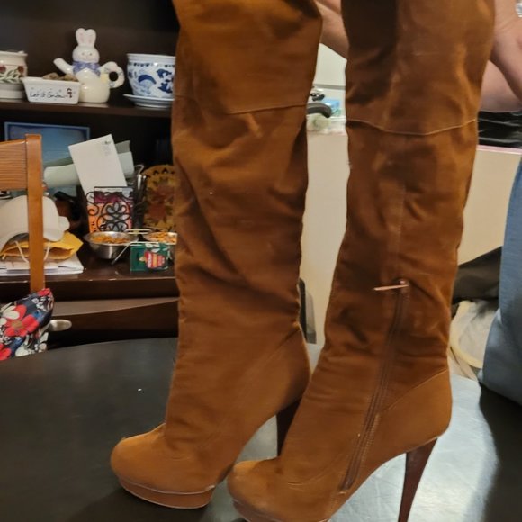 Ladies thigh hi boots - Picture 1 of 2